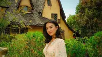 Raline Shah Gandeng Timnas Basket Indonesia Bagi-Bagi Sembako di Lima Wilayah