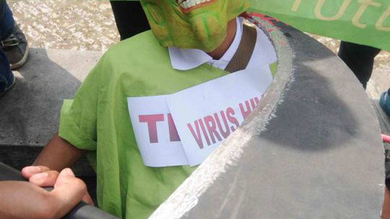 Mahasiswa peringati Hari HIV/Aids se-dunia di Bundaran HI