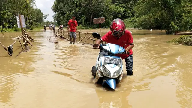 Minimnya Akses Jalan Antar Daerah di Sumsel yang Sering Terendam Banjir
