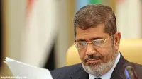 Mesir Berdarah, Penahanan Morsi Malah Diperpanjang