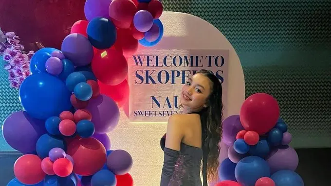 7 Potret Tampilan Serba Ungu Naura Ayu Rayakan Sweet Seventeen, Vibesnya Disebut Mirip Olivia Rodrigo