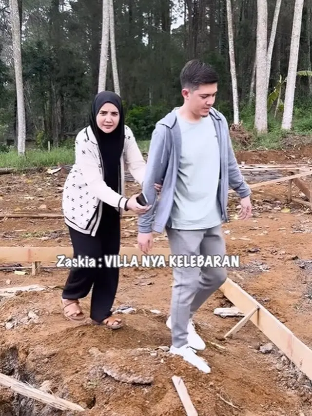 rwansyah dan Zaskia Sungkar bangun vila (Instagram/irwansyah_15)