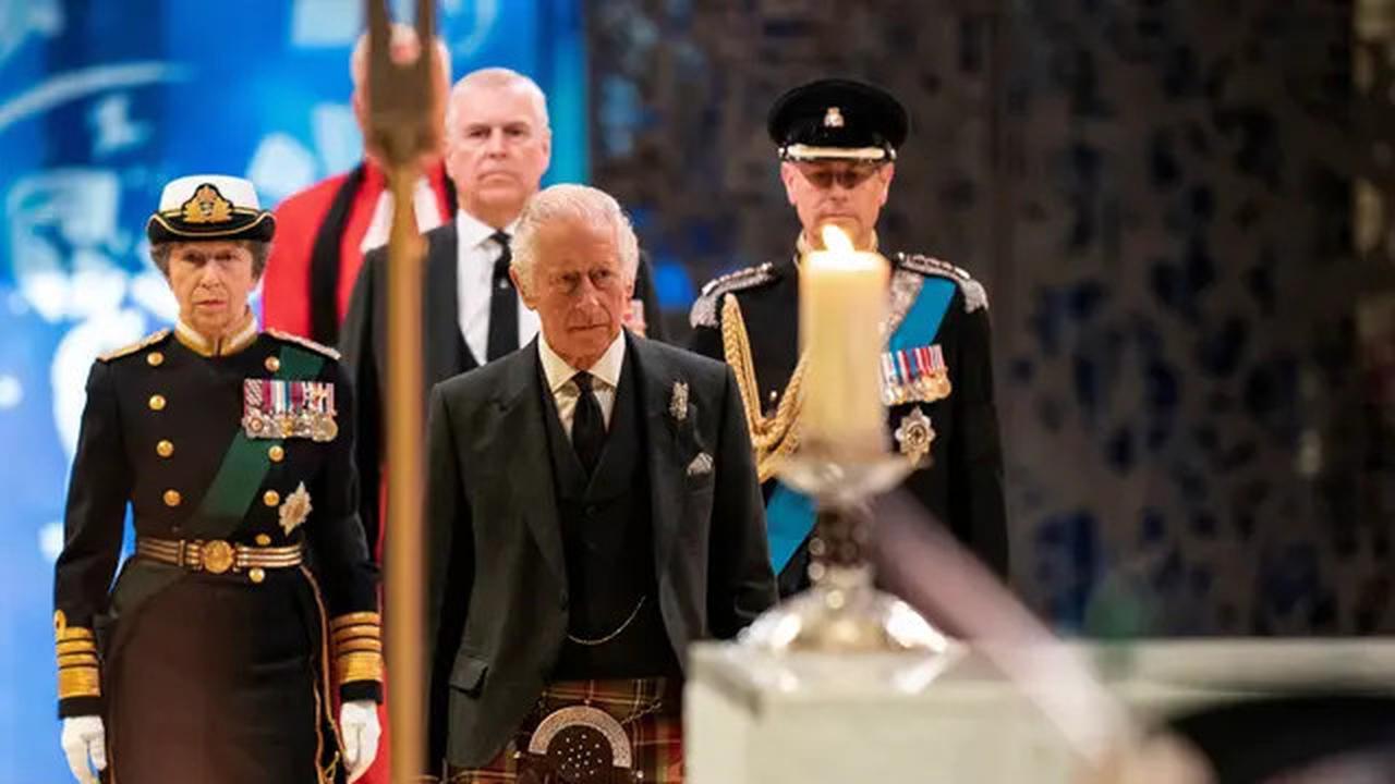 Terlilit Skandal, Pangeran Andrew Tanggalkan Gelar Kebangsawanan Duke of York