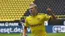 2. Erling Haaland - Pemain berusia 19 tahun ini menjalani karier cemerlang bersama Borussia Dortmund. Haaland telah melesakkan 16 gol dan tiga aasist dalam 18 laga pertamanya untuk Dortmund. (AFP/Martin Meissner/pool)