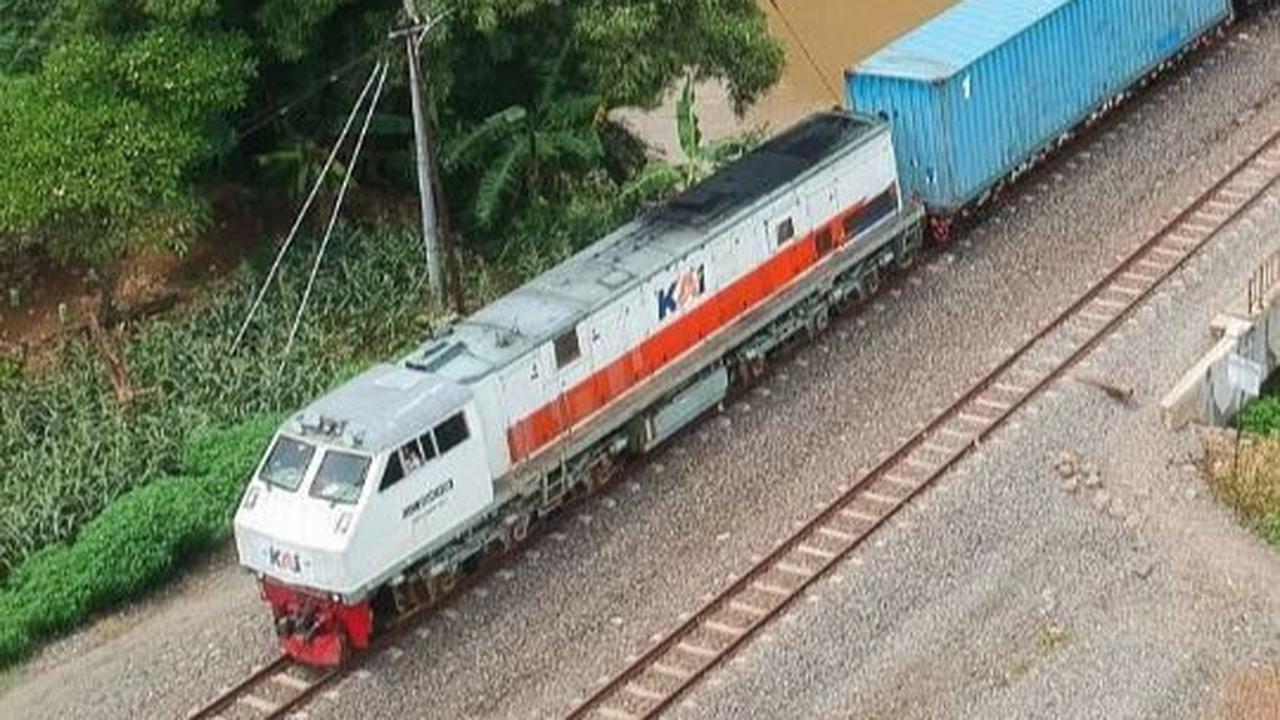 Fakta Insiden KA Putri Deli Tabrak Truk Tronton di Sergai, Diduga Sopir Nekat Terobos Palang Pintu Perlintasan