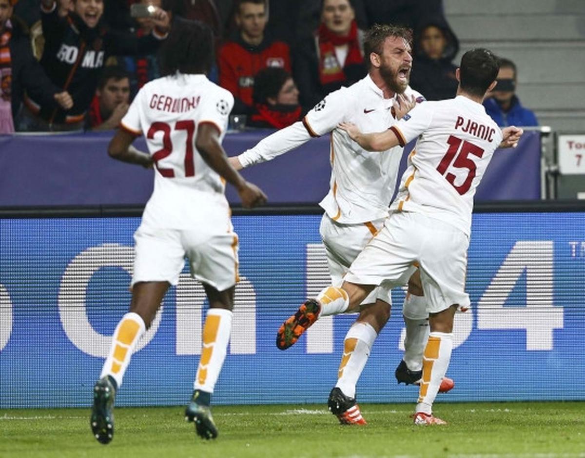 Duel sengit Leverkusen vs AS Roma berujung imbang 4-4