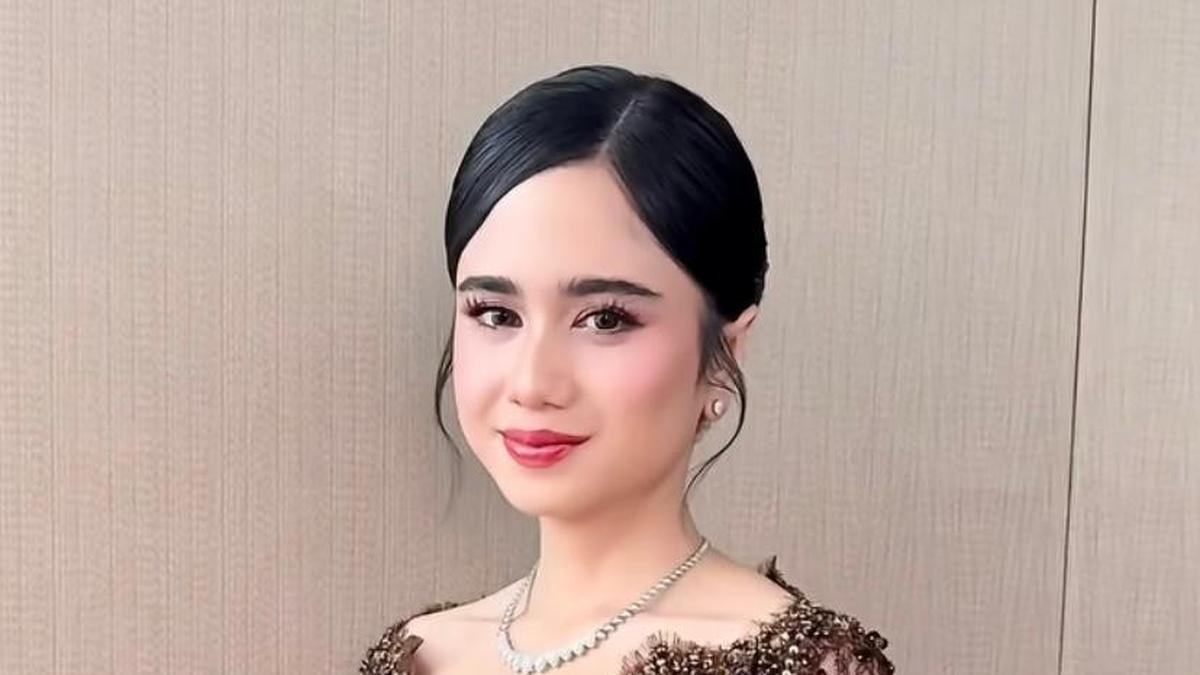 Anggun Berkebaya Cokelat, Pesona Tissa Biani di Akad Nikah Calon Kakak Ipar El Rumi dan Syifa Hadju Curi Perhatian