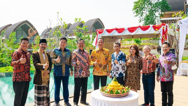 Seremoni peresmian club house kluster Everest garapan PT Agung Podomoro Land Tbk di kawasan Vimala Hills, Ciawi, Jawa Barat. (Dok Agung Podomoro)