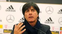 Loew Terkejut Madrid Lepas Pemain Sekelas Oezil