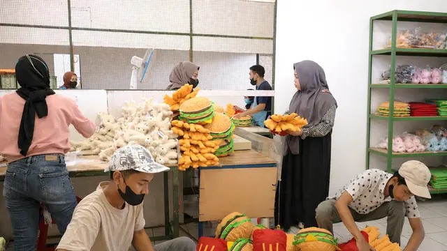 Dari Usaha Rumahan hingga Pimpin Ratusan Orang, Ini Cerita Perempuan Mandiri Membangun Ekonomi