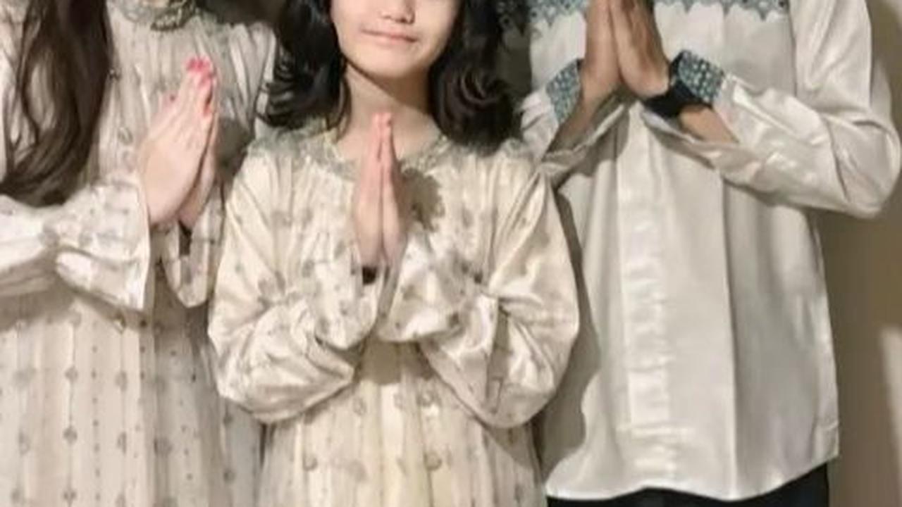 Pemotretan sebelum dan sesudah lebaran menunjukkan kekompakan dan kebersamaan dalam keluarga kecil mereka, mengisyaratkan bahwa mereka siap menjalani langkah berikutnya sebagai keluarga yang bahagia.<br>
