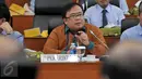 Menkeu Bambang Brodjonegoro ketika mengikuti rapat kerja dengan Badan Anggaran (Banggar) DPR RI di Kompleks Parlemen, Senayan, Jakarta (17/2). Rapat tersebut membahas situasi perekonomian 2015 dan proyeksi perekonomian pada 2016. (Liputan6.com/JohanTallo)