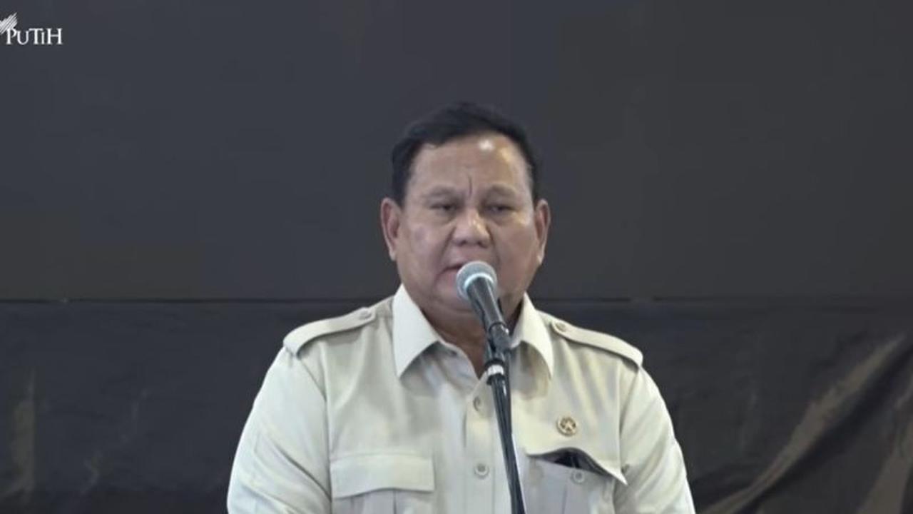 Prabowo Motivasi Siswa SRMP Tabanan: Hadapi Ejekan dengan Keteguhan Hati