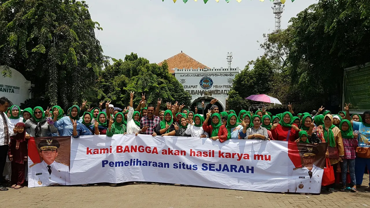 Pemprov DKI Jakarta telah menetapkan makam keramat Mbah Priok sebagai cagar budaya.