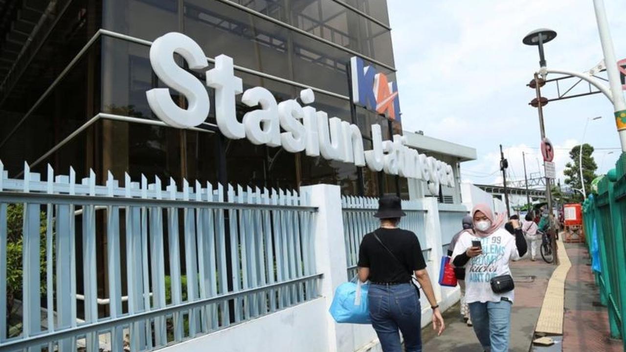 Ada TNI AD Fair 2025, PT KAI Hentikan Sementara Sejumlah Kereta Jarak Jauh Jatinegara, Ini Daftarnya!