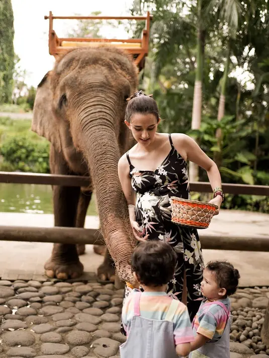 Dahlia Poland (Instagram/dahliachr)