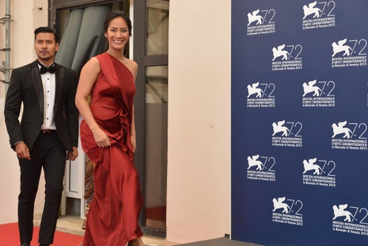 Semringah Chicco Jerikho dan Tara Basro di Festival Film Venice