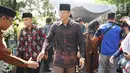 Agus Harimurti Yudhoyono tiba di rumah duka Presiden ke-3 RI BJ Habibie di Kuningan, Jakarta, Kamis (12/9/2019). Kedatangan SBY yang didampingi kedua anaknya, AHY dan Ibas, serta menantunya Annisa Pohan, untuk menyampaikan belasungkawa. (Liputan6.com/Immanuel Antonius)