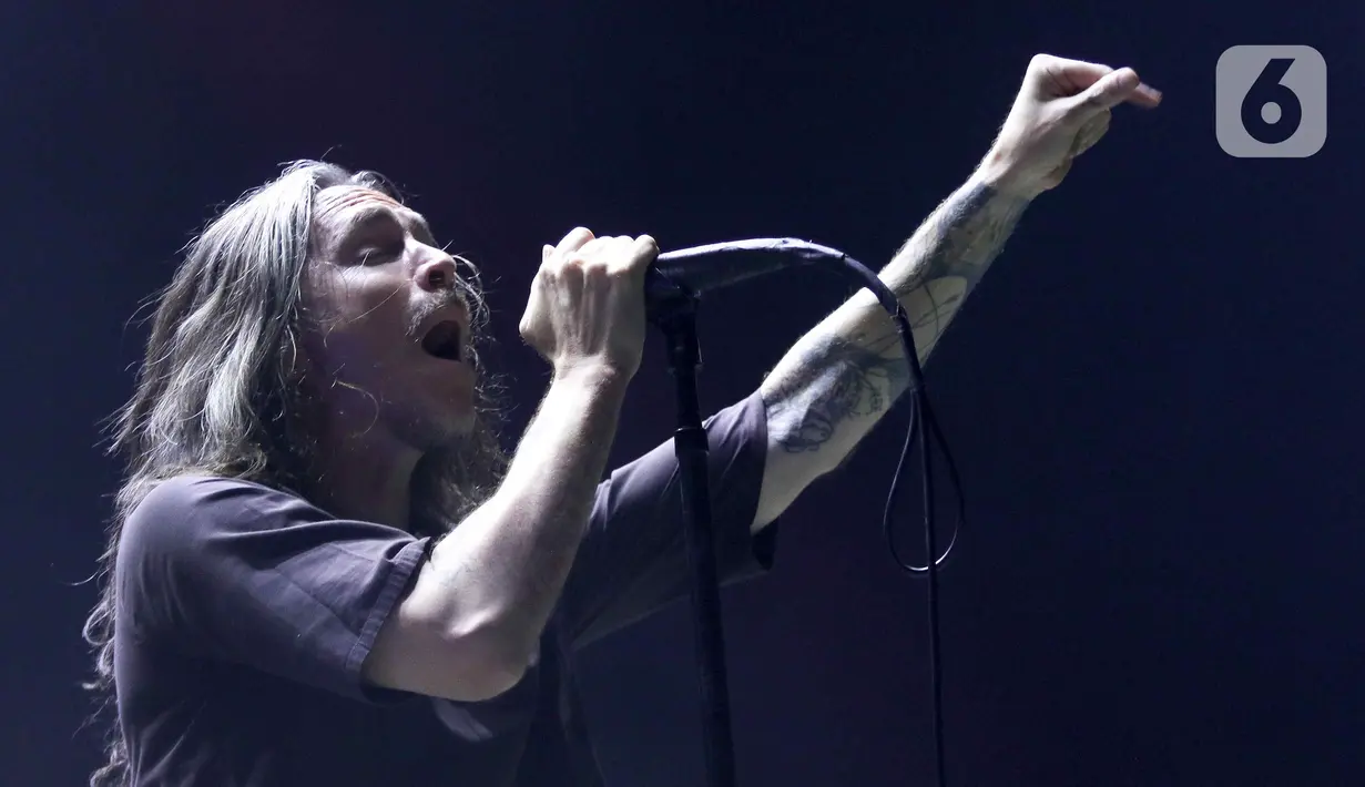 Dalam penampilannya kali ini, Incubus membawakan beberapa lagu seperti Quicksand, Nice To Know You dan Anna Molly. (Liputan6.com/Herman Zakharia)