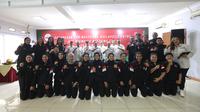 Sejumlah pemain mengikuti pelepasan Timnas Voli Putri Indonesia untuk mengikuti ajang AVC Nations Cup 2025 di Padepokan Bola Voli Jenderal Polisi Kunarto, Sentul, Bogor. Rabu (4/6/2025). (Bola.com/M Iqbal Ichsan)