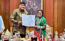 Bupati Rudy Susmanto Serahkan SK, Dorong Penguatan Layanan Kesehatan Bogor di Puskesmas