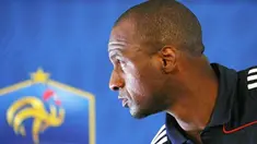 Kapten Timnas Prancis, Patrick Vieira dalam konferensi pers pada 4 Juni 2009 di Stadion Gerland, Lyon, jelang partai persahabatan menghadapi Turki. Prancis bersiap untuk laga kualifikasi PD 2010 kontra Kep. Faroe pada 19 August 2009. AFP PHOTO/FRANCK FIFE