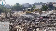 Lebih dari 30 Jam, Kebakaran Tumpukan Sampah di Kramat Jati Belum Padam