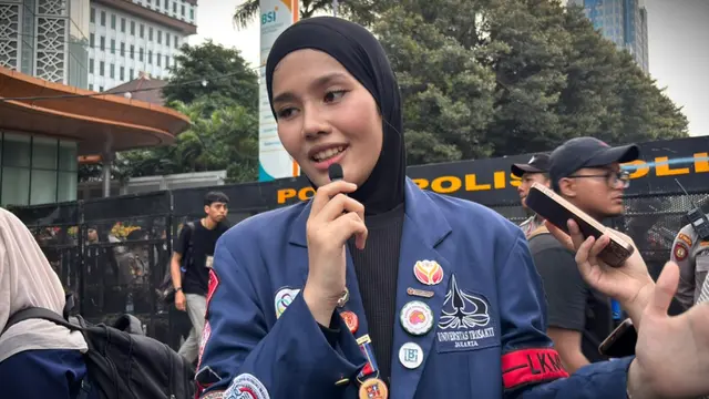 Ketua BEM FH Universitas Trisakti, Zahra Nazira Firman saat ditemui di Patung Kuda Arjuna Wijaya, Jakarta Pusat, Kamis 29 Oktober 2026.