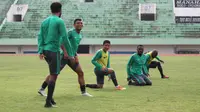 Timnas Indonesia tengah menjalani pemusatan latihan (TC) di Stadion Manahan Solo, Selasa (27/9/2016).