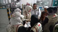 Timwas Haji DPR RI menyoroti makanan yang disediakan untuk jemaah haji Indonesia yang dinilai terlalu banyak mengandung karbohidrat. (Liputan6.com)