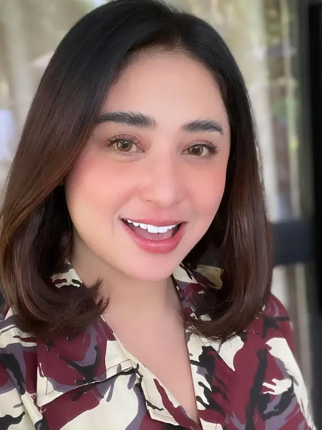 [Fimela] Dewi Perssik
