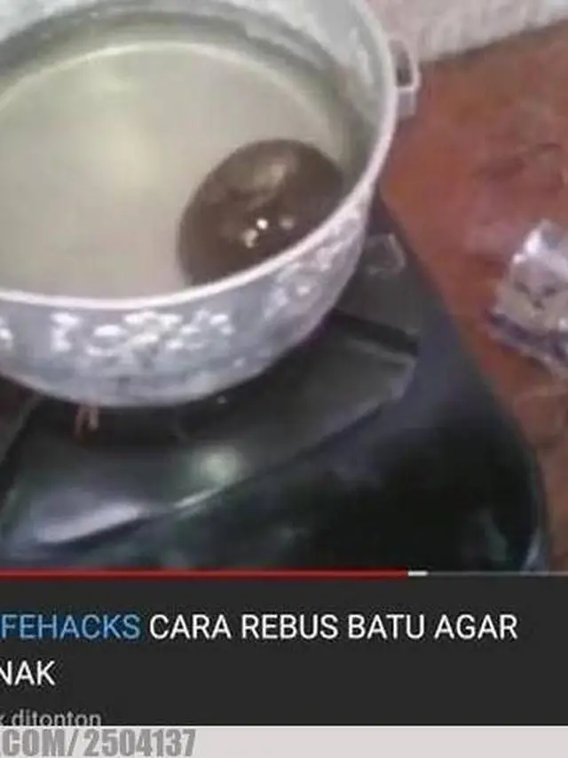 6 Momen Rebus Makanan Ini Bikin Tepuk Jidat, Ada yang Apes Banget