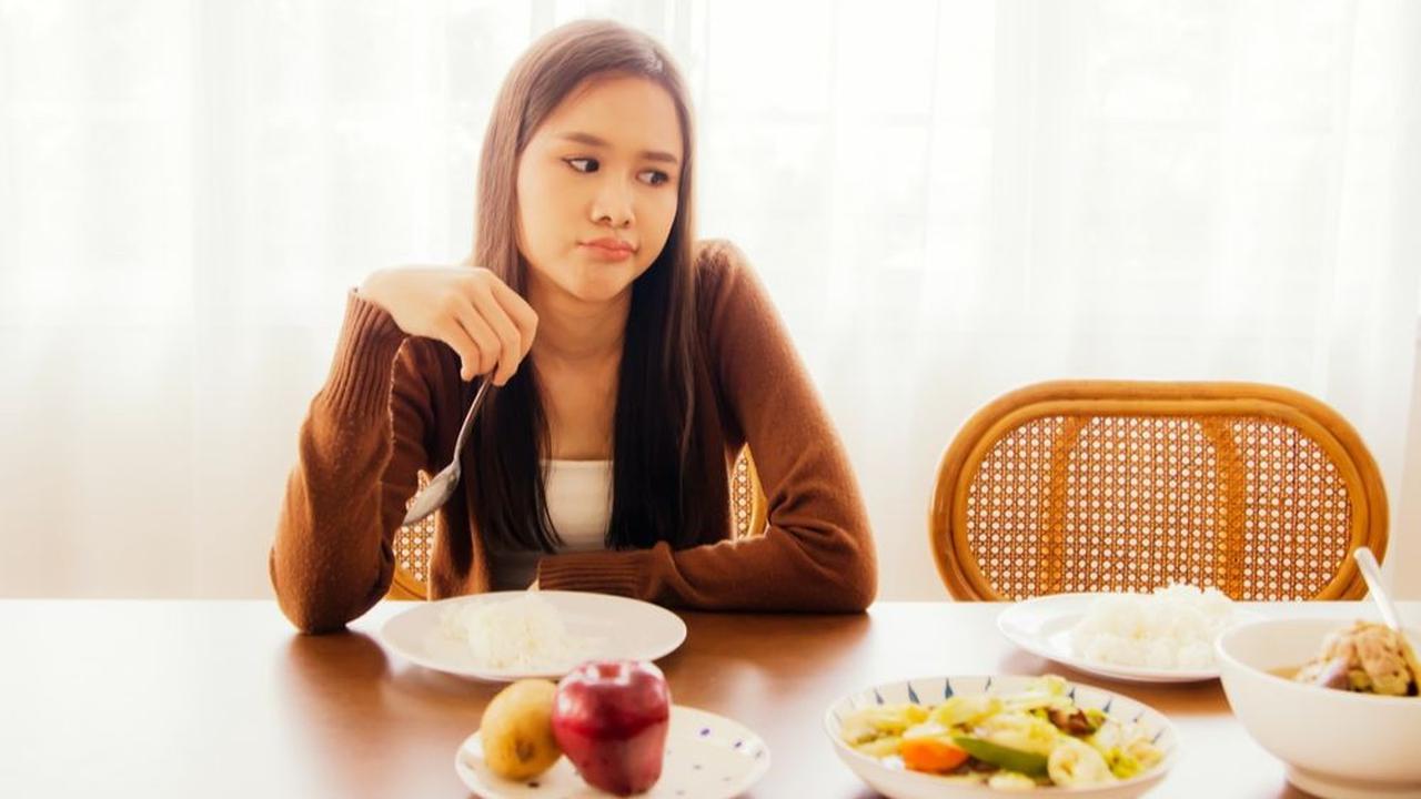 3. Suka Skip Makan