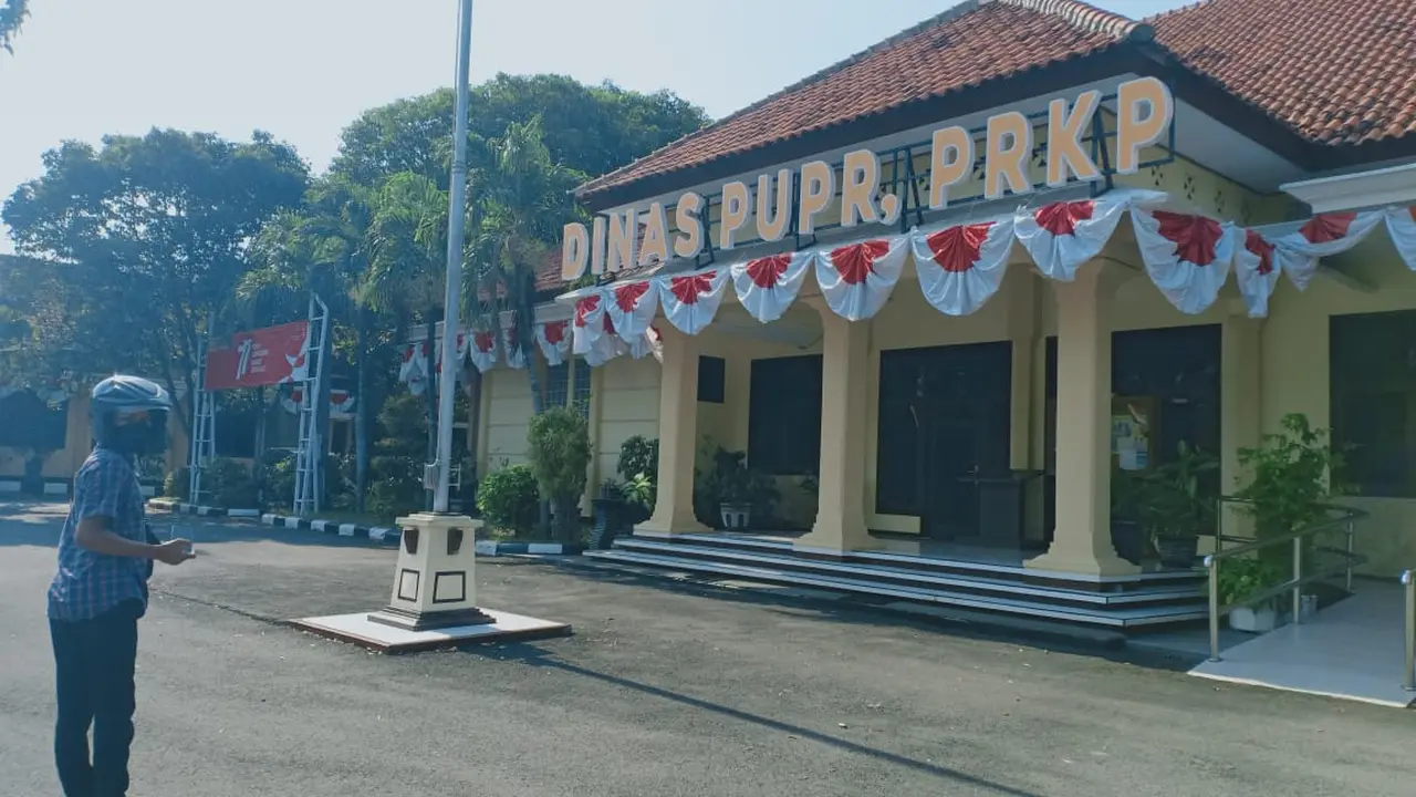Kantor Dinas PUPR dan PRKP Tuban. (Adirin/Liputan6.com)