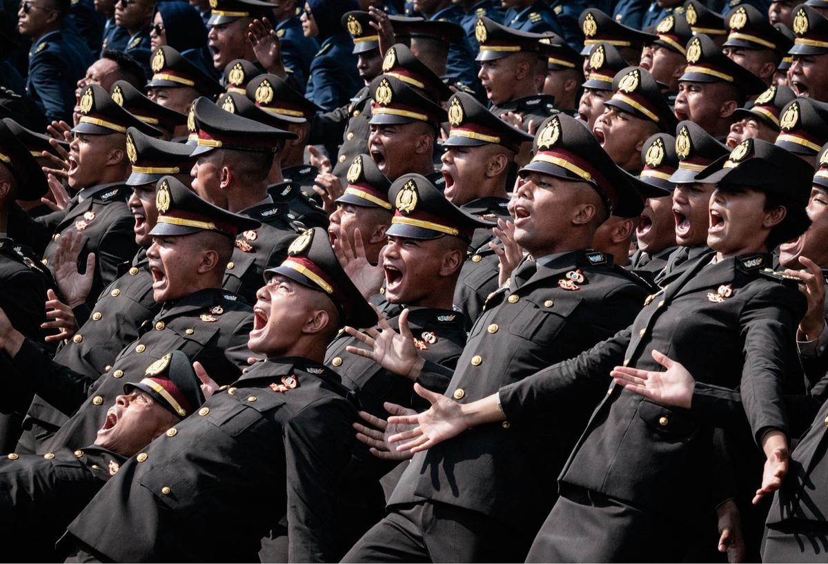 FOTO: Presiden Prabowo Lantik 2.000 Perwira TNI-Polri di Istana Merdeka