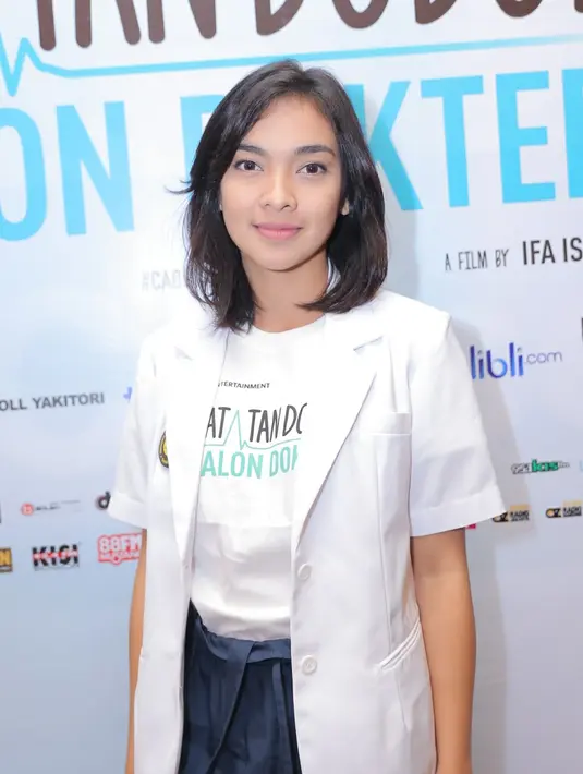 Meski telah melakukan berbagai upaya demi mengejar cita-citanya, termasuk mengikuti kursus selama beberapa hari ia gagal masuk sebagai mahasiswa Fakultas Kedokteran. (Andy Masela/Bintang.com)