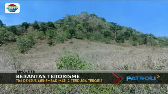 Tim Antiteror Densus 88 Mabes Polri menembak mati dua terduga teroris di Kabupaten Bima.