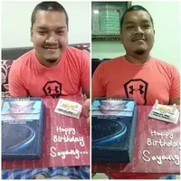 Siapa yang punya suami atau pacar suka merokok? Hadiah ini mungkin juga cocok dengannya. Bikin langsung mikir! Hahaha... (Foto: Facebook/Suami Isteri Bahagia)