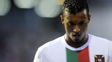 Reaksi gelandang serang Portugal Luis Cunha "Nani" di laga pemanasan PD 2010 melawan Kamerun di Sports Complex, Covilha, Portugal, 1 JUni 2010. Portugal unggul 3-1. AFP PHOTO / MIGUEL RIOPA 