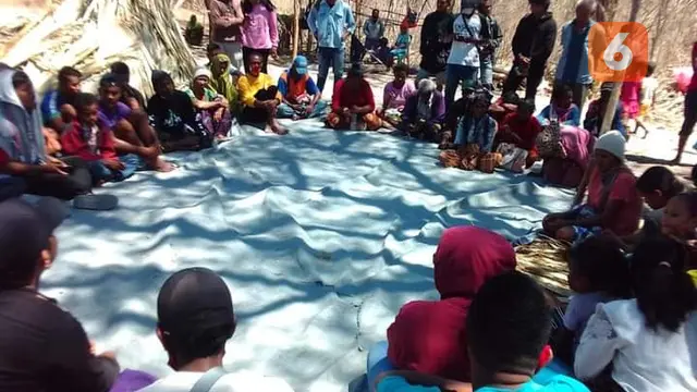 Klaim Tanah Adat