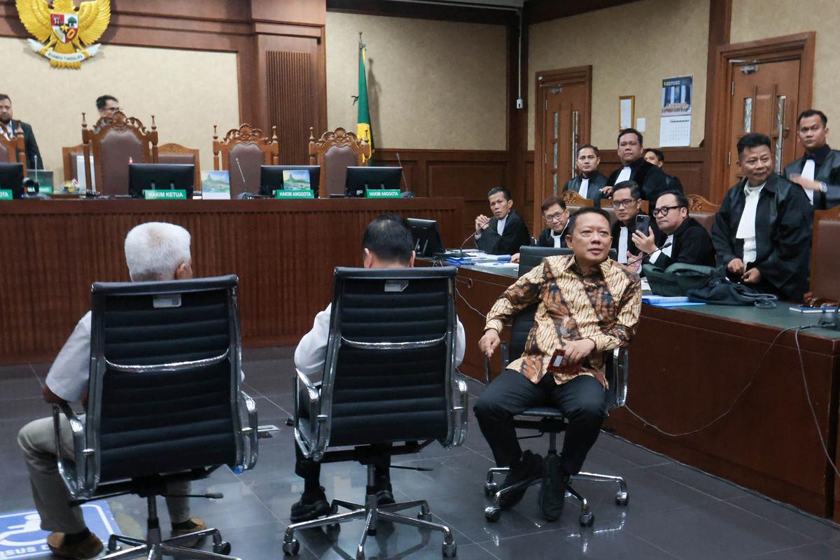 Febrie Adriansyah Jalani Sidang Perdana Kasus Korupsi