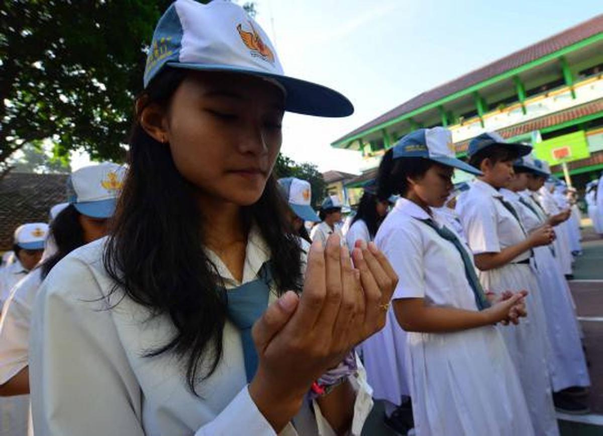 Doa iringi hari pertama ujian nasional 
