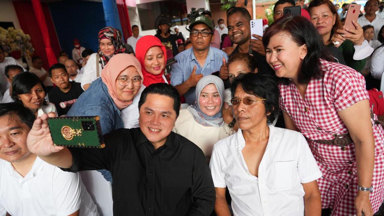 Menteri Badan Usaha Milik Negara (BUMN) Erick Thohir di Graha Pena 98, Minggu (19/2/2023)