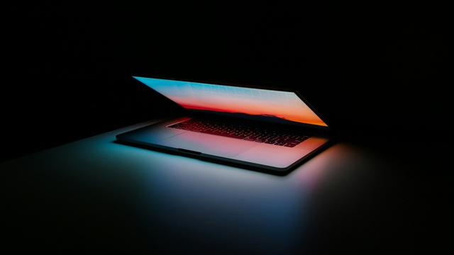 MacBook