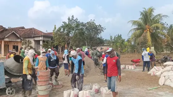 Janji Perbaikan Cuma Wacana, Warga Patungan Rp1,92 Miliar Demi Bangun Jalan