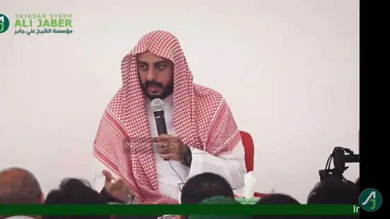 Ini Manfaat Mendengarkan Al-Qur'an saat Tidur yang Dibuktikan Ahli, Kata Syekh Ali Jaber