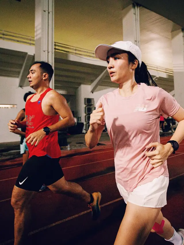 Febby Rastanty Latihan Lari Maraton