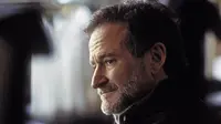 Kepergian mendadak Robin Williams memukul banyak pihak, tak terkecuali para penggemar yang saat ini sedang menantikan karya-karya terbarunya