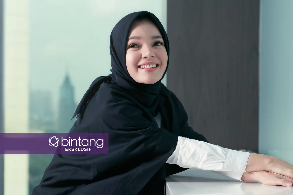 [Bintang] A1 Eksklusif Dewi Sandra