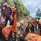 Pencarian Dramatis Siswi Hilang di Air Terjun Tengah Hutan
